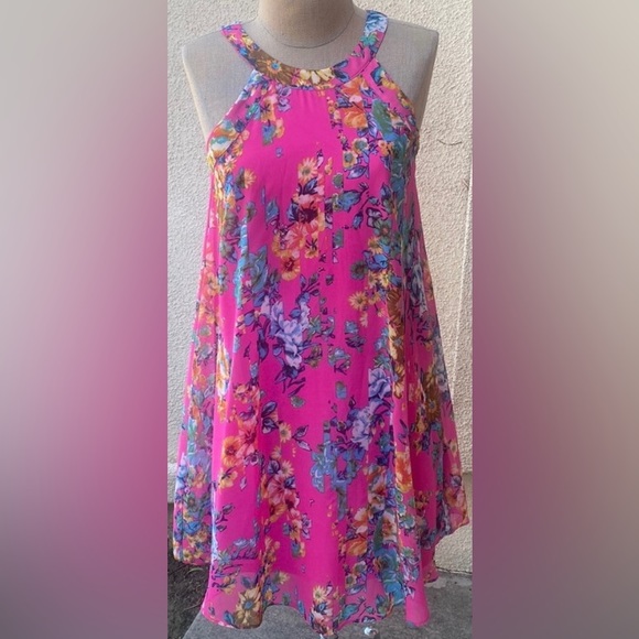 Vintage Betsey Johnson 90’s floral mini dress from Luxury boutique in Malibu, CA - Picture 3 of 15